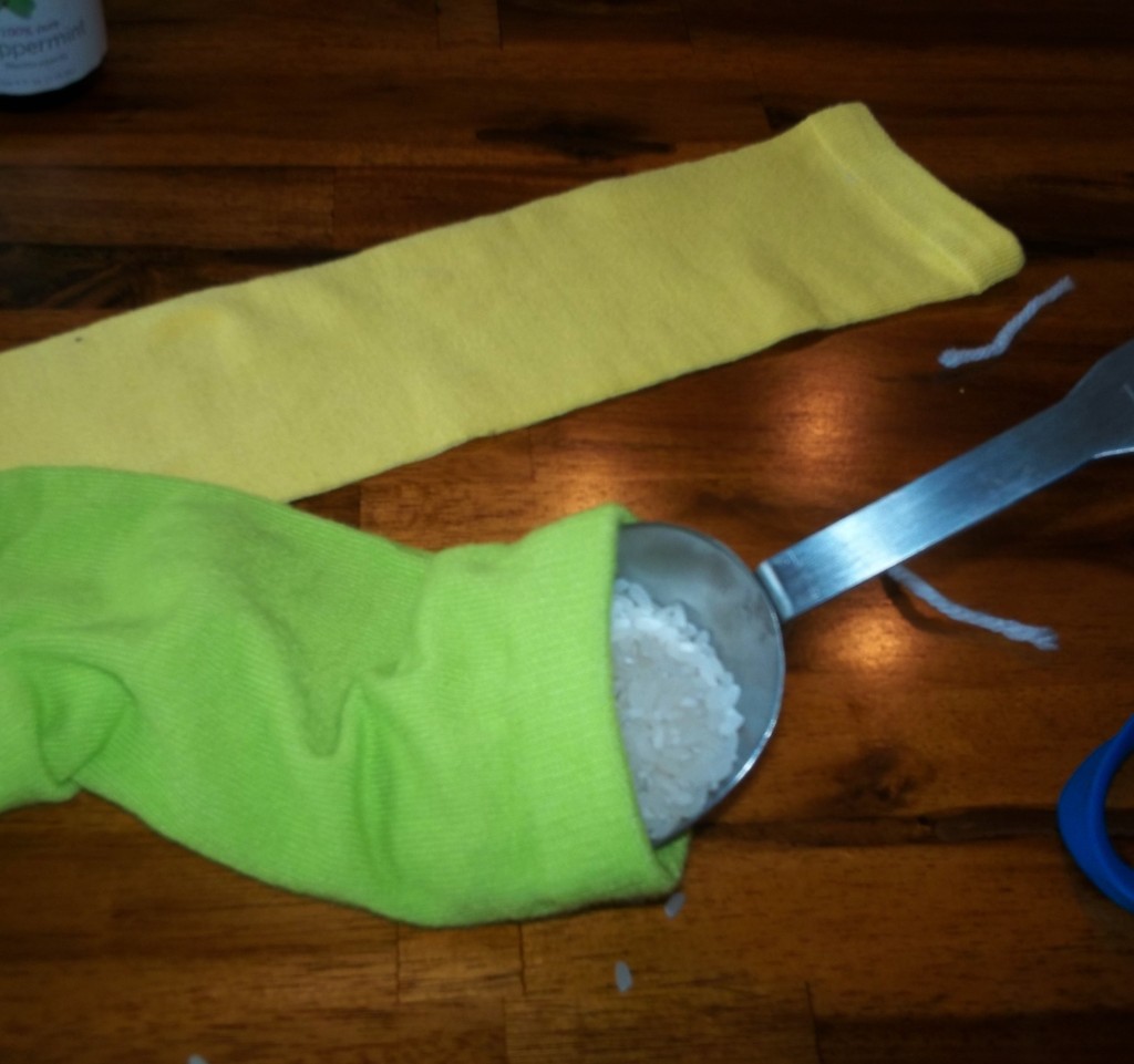 Easy DIY No Sew Rice Heating Pad Easy DIY No Sew Rice Heating Pad