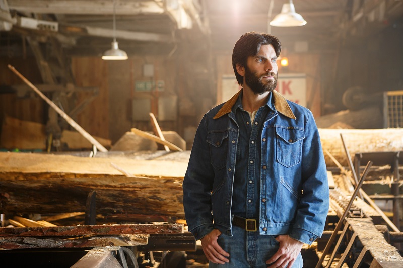 Wes Bentley is Jack in Disney's PETE'S DRAGON, the adventures of a boy named Pete and his best friend Elliot, who just happens to be a dragon.