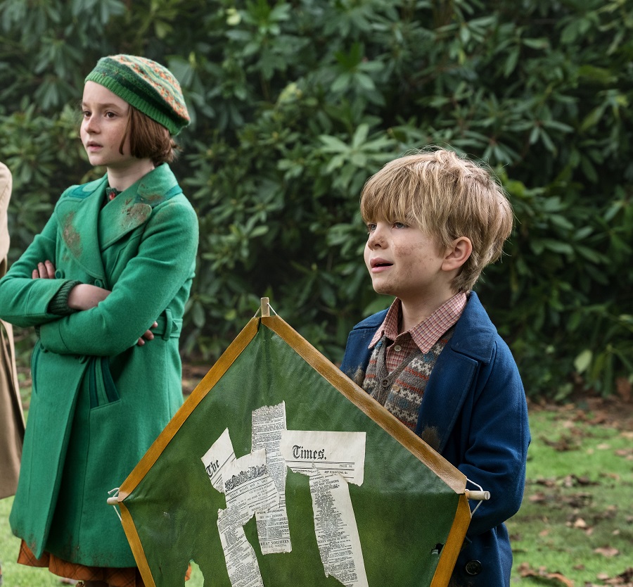 Supercalifragilisticexpialidocious! I'm Headed To Los Angeles For The Mary Poppins Returns Red Carpet Supercalifragilisticexpialidocious! I'm Headed To Los Angeles For The Mary Poppins Returns Red Carpet