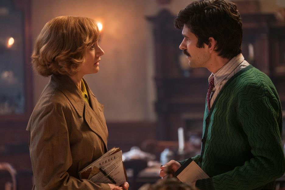 Talking To Ben Whishaw & Emily Mortimer The Grown Up Michael & Jane Banks In Mary Poppins Returns Talking To Ben Whishaw & Emily Mortimer The Grown Up Michael & Jane Banks In Mary Poppins Returns