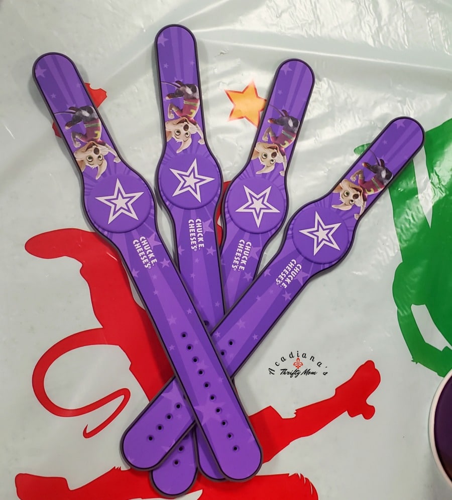 Even Your Big Kids Will Have Fun and Love The Fresh Food At Chuck E. Cheese