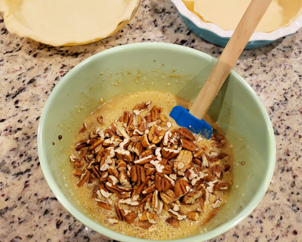 Easy Southern Pecan Pie